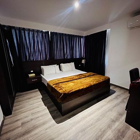 Al Joude Hotel Ирбид Екстериор снимка