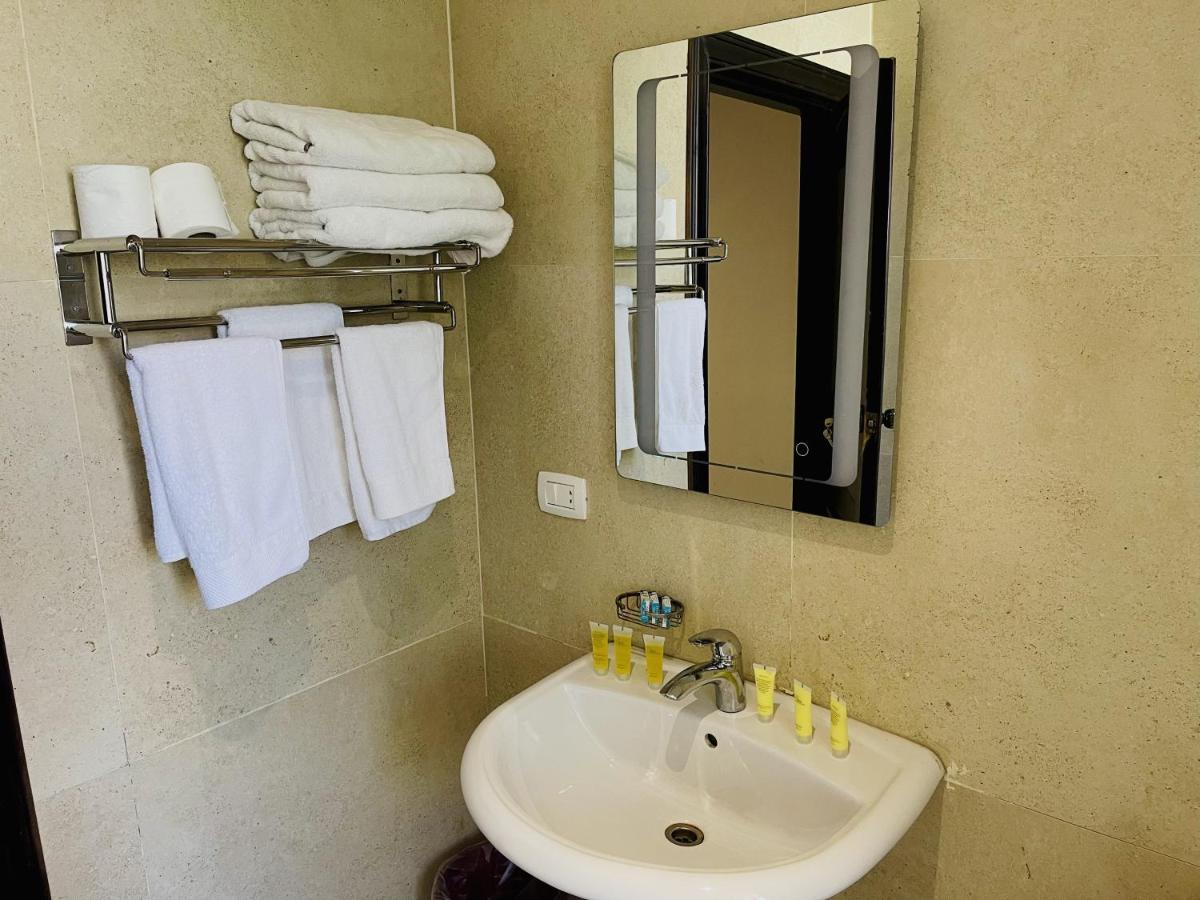 Al Joude Hotel Ирбид Екстериор снимка