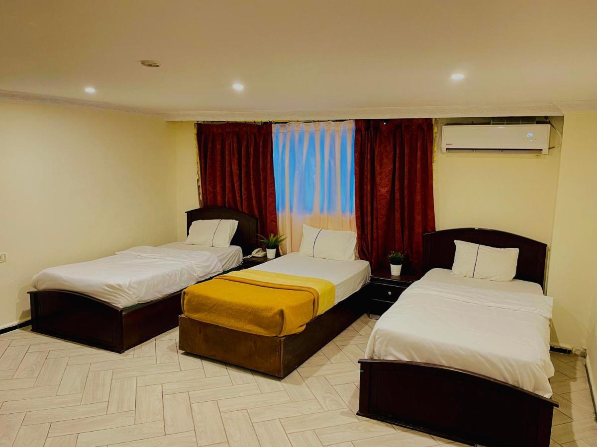 Al Joude Hotel Ирбид Екстериор снимка
